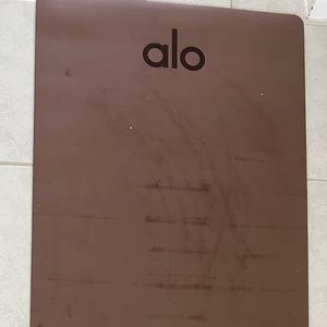 Alo Yoga Warrior Mat